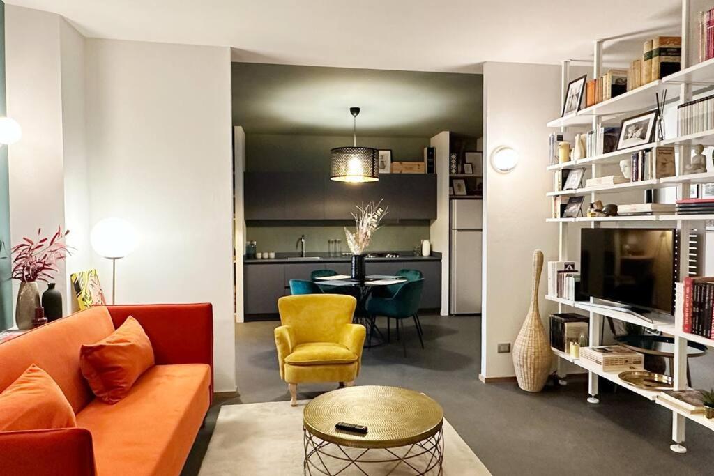 Dimora Roe Apartment Monticello d'Alba Bagian luar foto