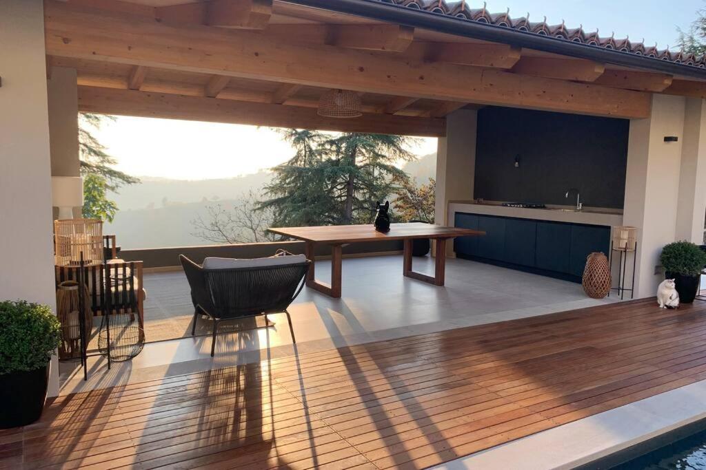 Dimora Roe Apartment Monticello d'Alba Bagian luar foto
