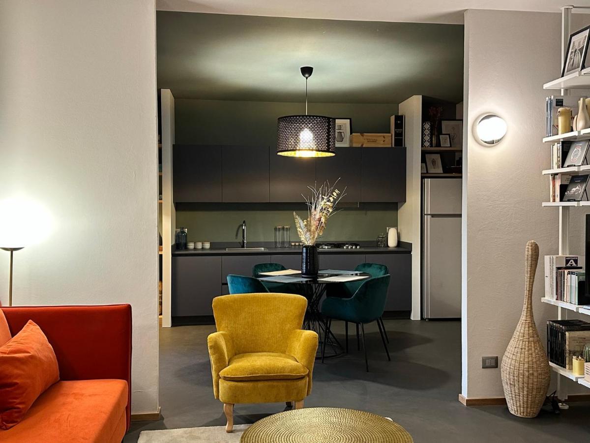 Dimora Roe Apartment Monticello d'Alba Bagian luar foto